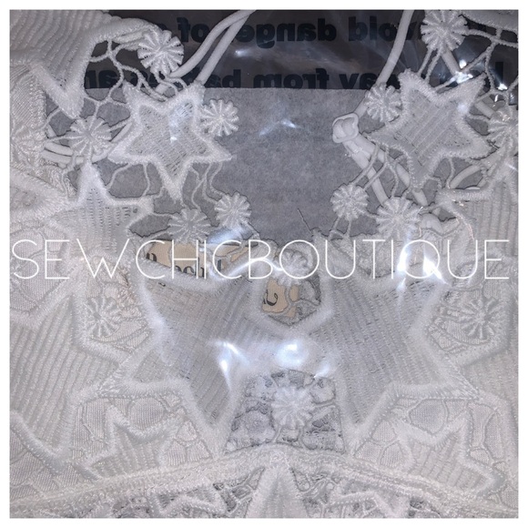 Star Shape Crochet Mesh Lace Bralette Ivory - Picture 7 of 8